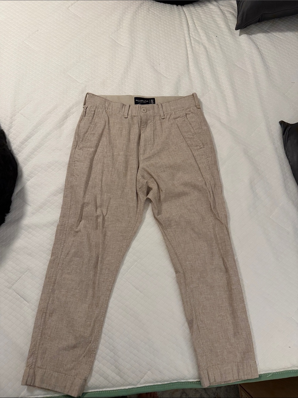 Abercrombie & Fitch Men's Beige/Tan Chinos
